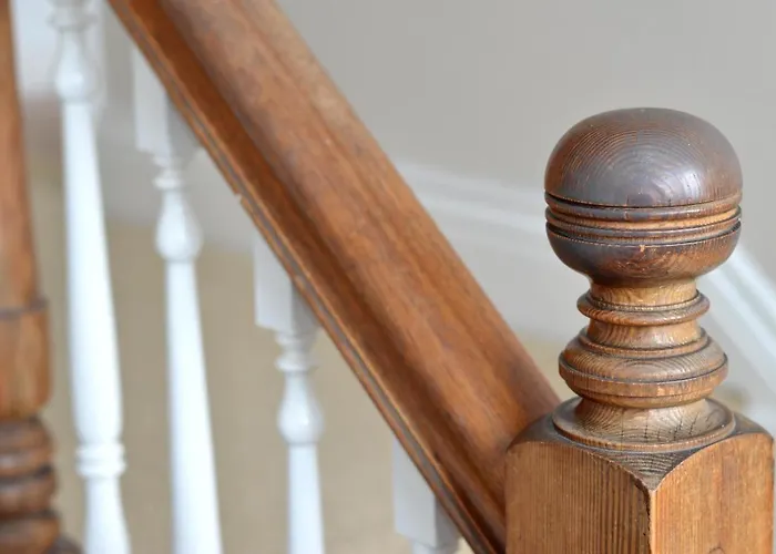 3 Bed In Whitby Oc-r565 *